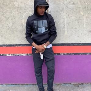 Meet your Posher, Tank